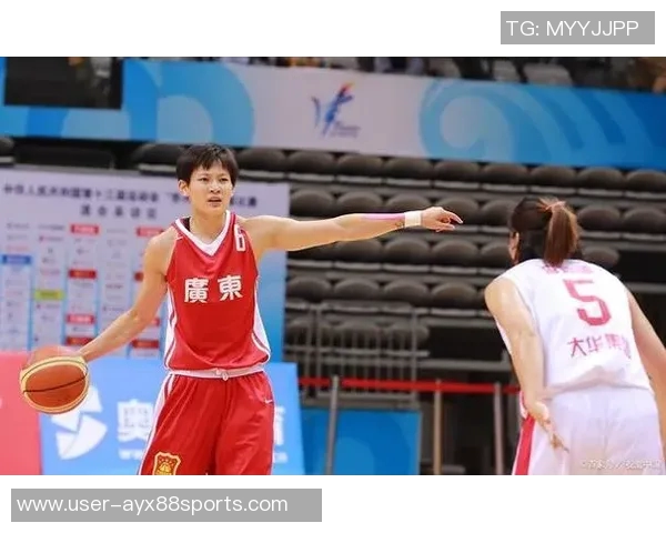 理查兹排球式进攻篮板助古德温压哨三分点燃全场激情