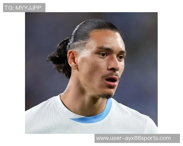 南美媒体曝贝尔萨执教危机努涅斯与巴尔韦德对其不满引发猜测